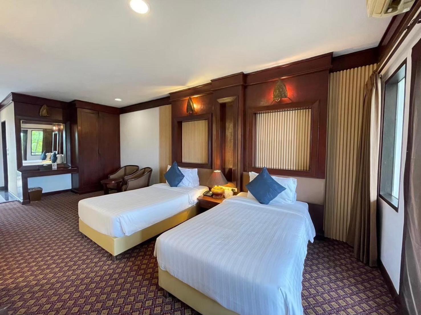 Hotel Gassan Legacy Golf Club à Lamphun Extérieur photo