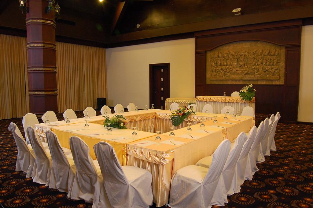 Hotel Gassan Legacy Golf Club à Lamphun Extérieur photo
