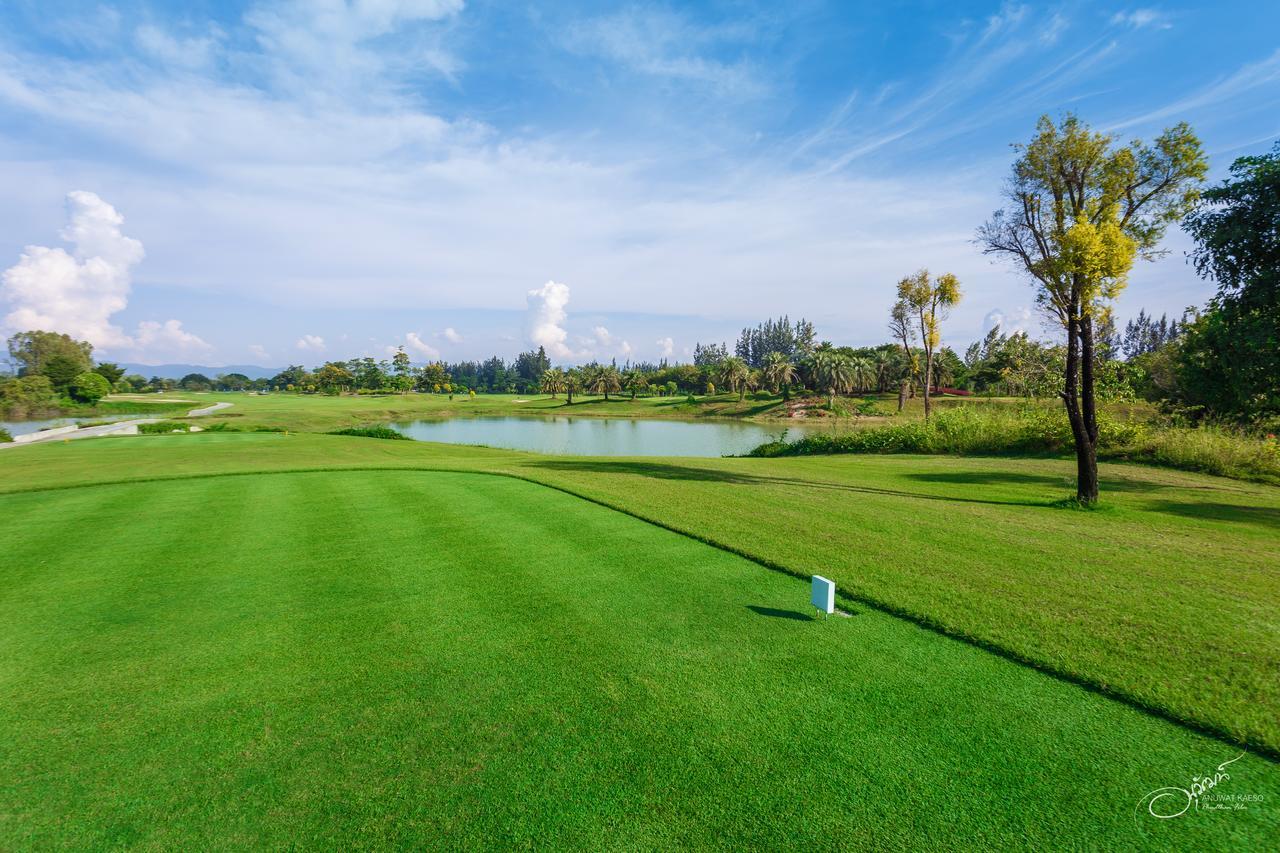 Hotel Gassan Legacy Golf Club à Lamphun Extérieur photo