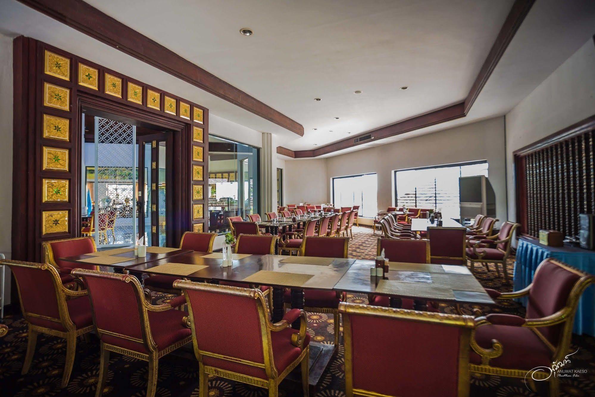 Hotel Gassan Legacy Golf Club à Lamphun Extérieur photo