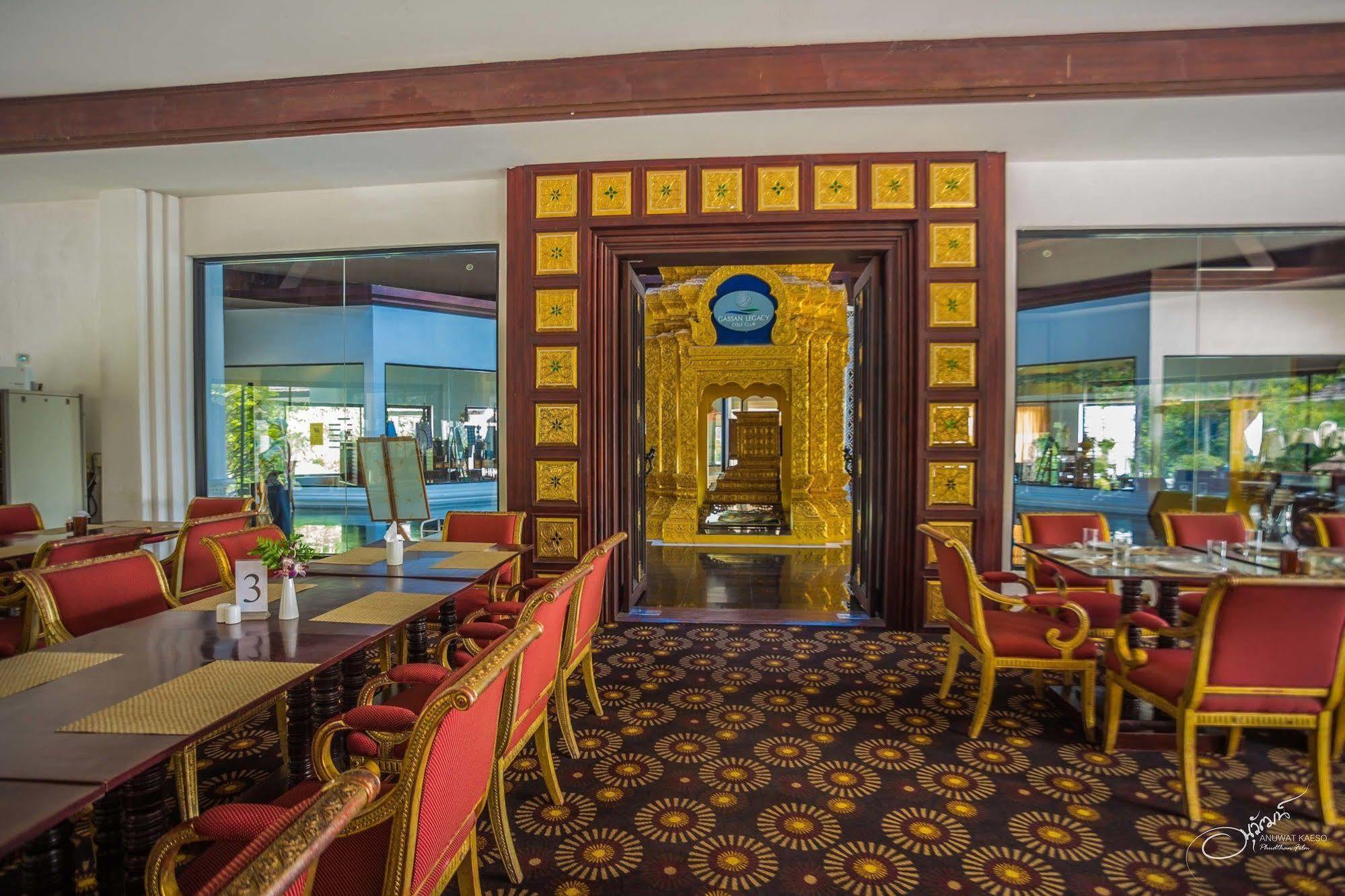 Hotel Gassan Legacy Golf Club à Lamphun Extérieur photo